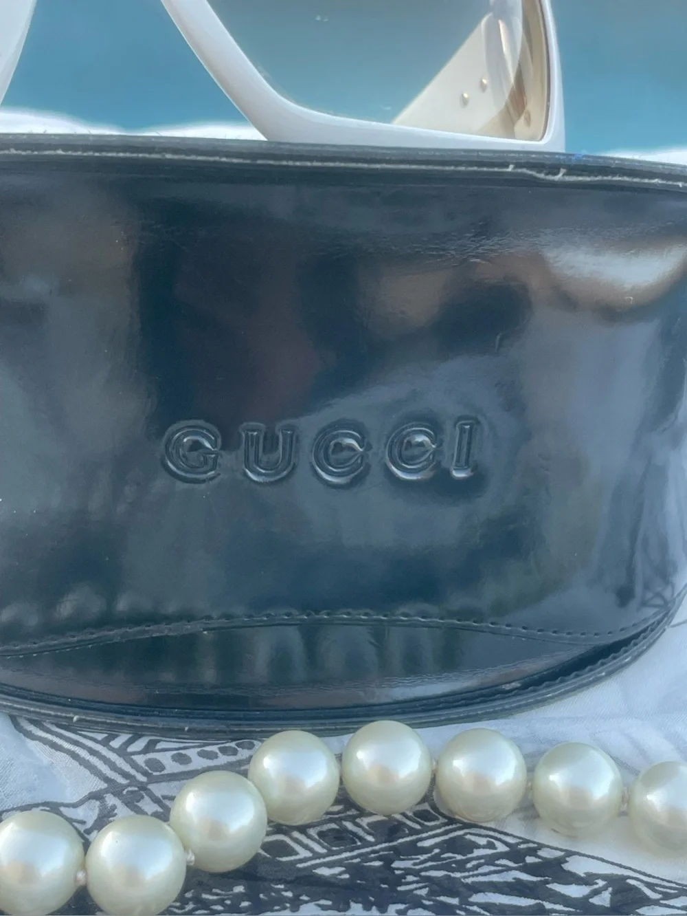 Gucci White Horsebit Sunglasses Oversized Gradient Lens Italian Eyewear Gucci White Horsebit Logo Oversized Wrap Sunglasses 2918/S  main image 3